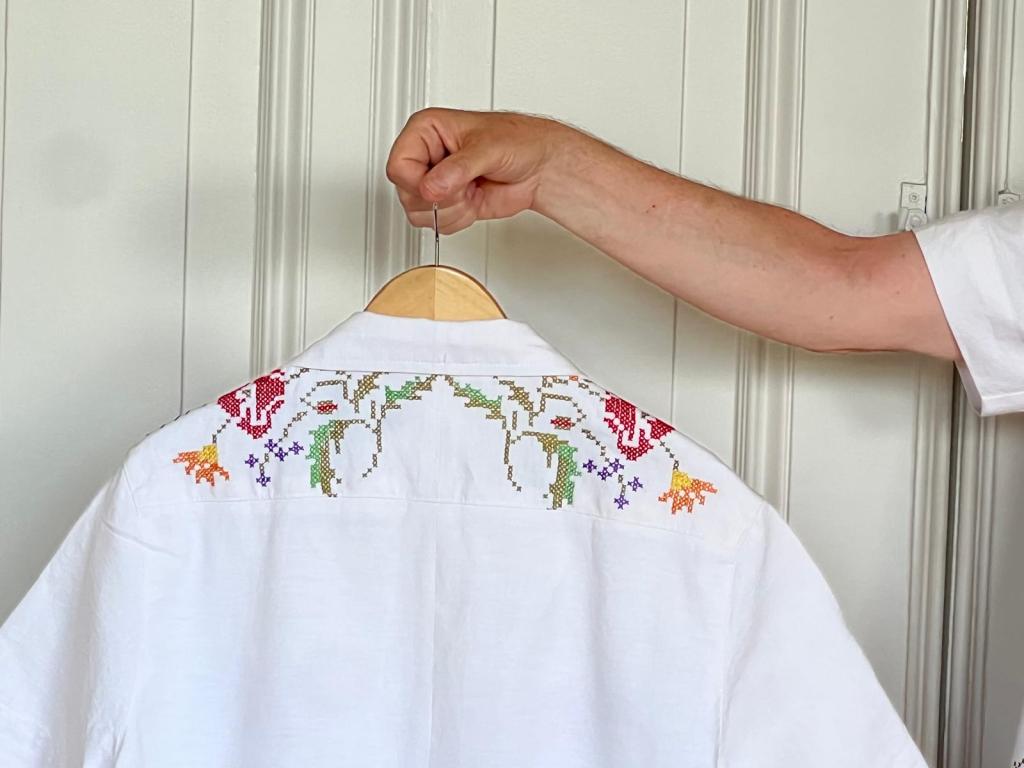 169. BloemenTafellakenShirts